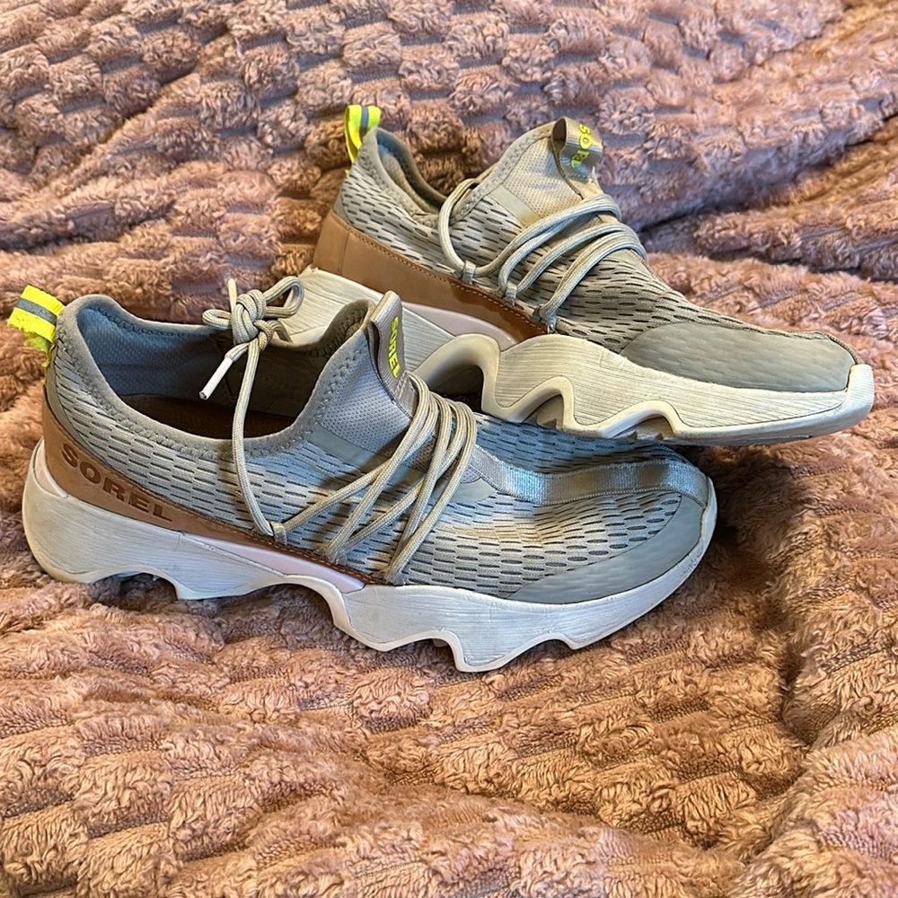 Women’s Sorel shoes